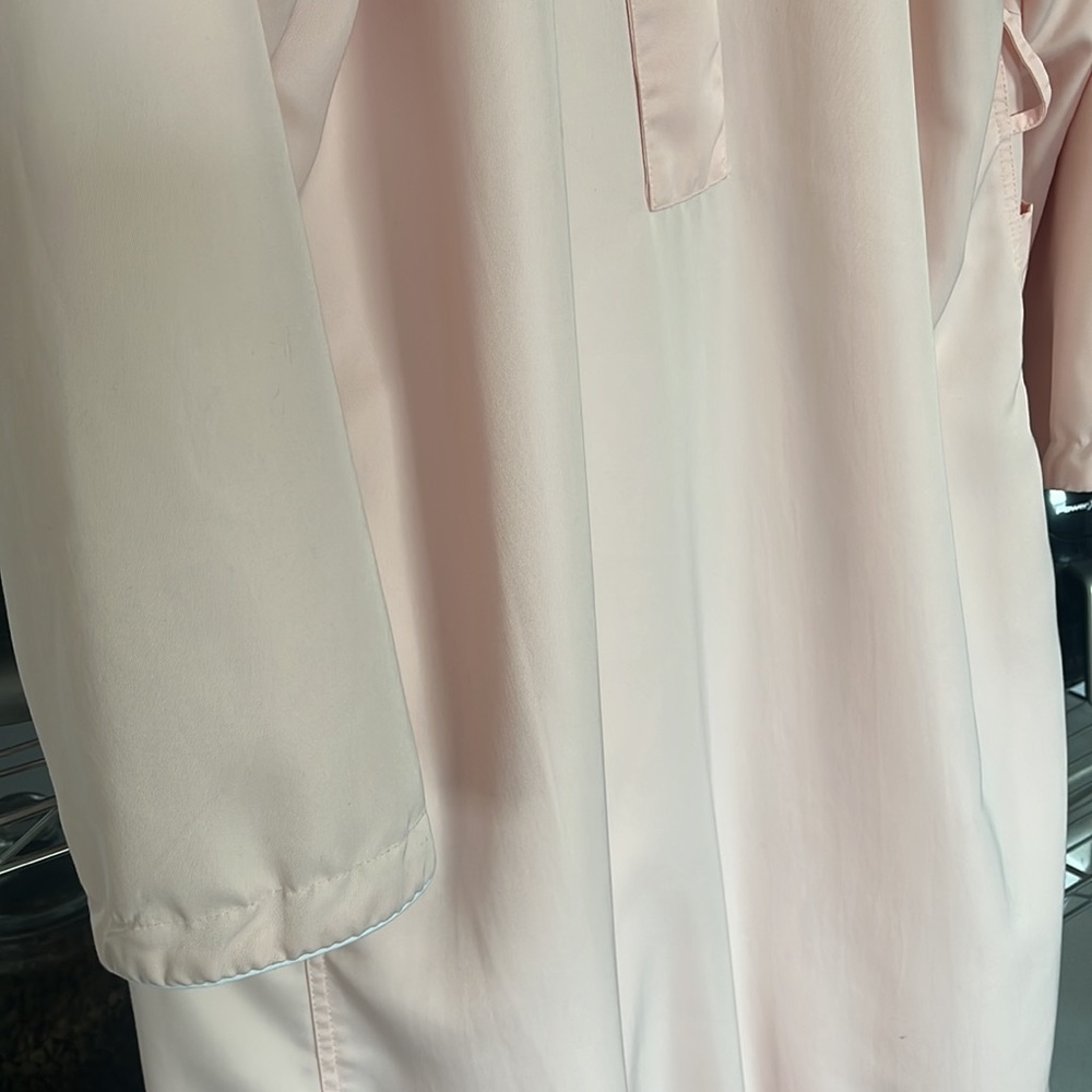 Classic Long Shawl Collar Robe - Peach color Sz M - Picture 10 of 16